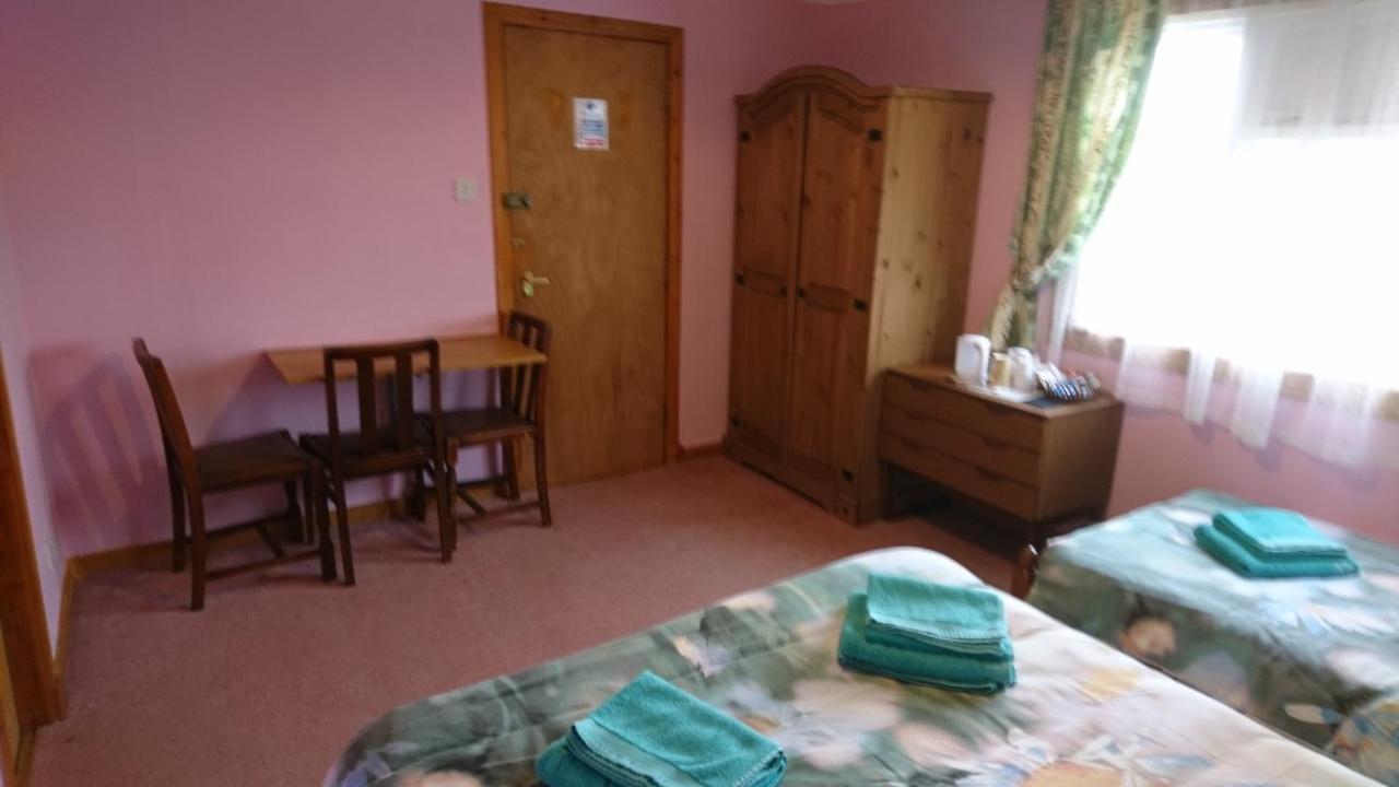 Scotland Paradise Relax Accommodation By Shooting Club Kirriemuir Balintore  Bagian luar foto